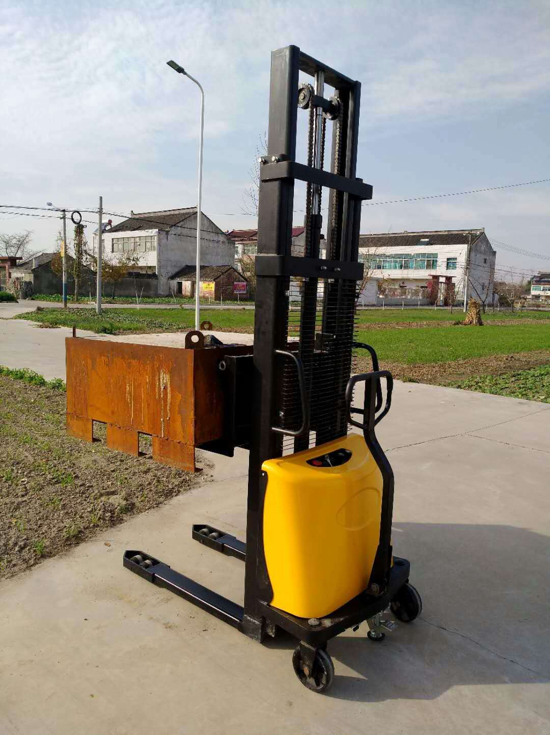 Wózek widłowy hydrauliczny ele – Hydraulic Car Lift recenzja i cena